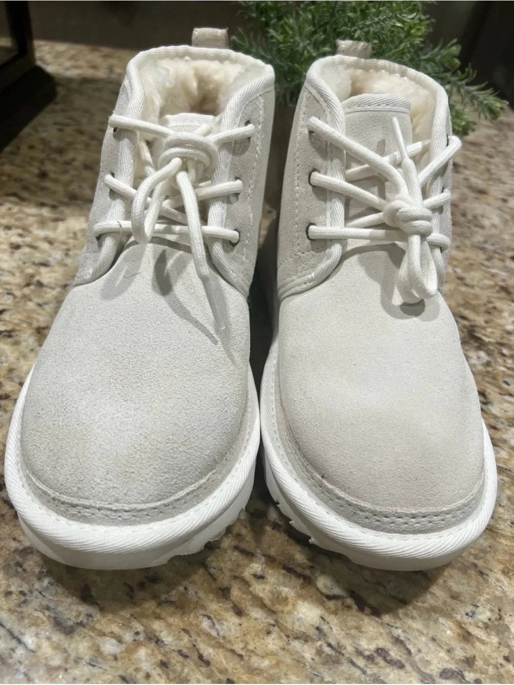 UGG Big Kids White Suede Lace-Up Ankle Neumel Boots 4